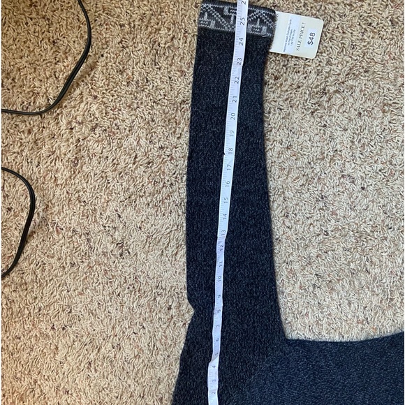 Handmade Alpaca Fur Sweater - Picture 6 of 6